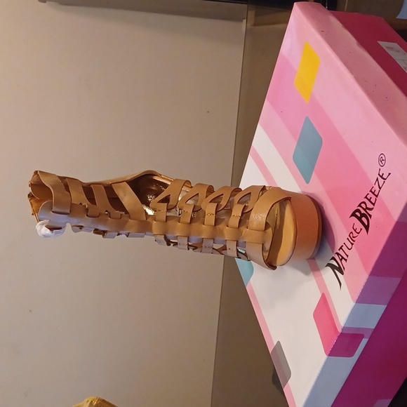 Nature Breeze Bangkok-01 Peep Holes  Open Toe Sandals, Camel, 6, & 8. - Picture 3 of 4